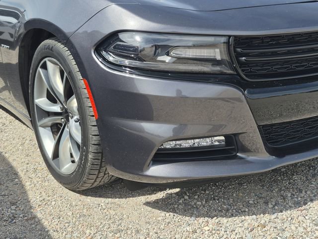 Used 2015 Dodge Charger R/T RWD image 4