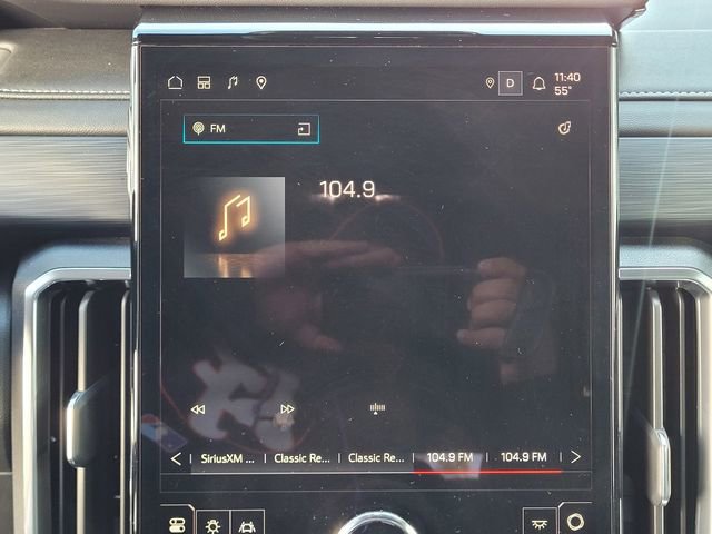 Used 2025 GMC Acadia Elevation image 20