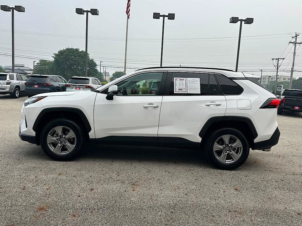 Certified 2025 Toyota RAV4 XLE AWD/4WD image 2