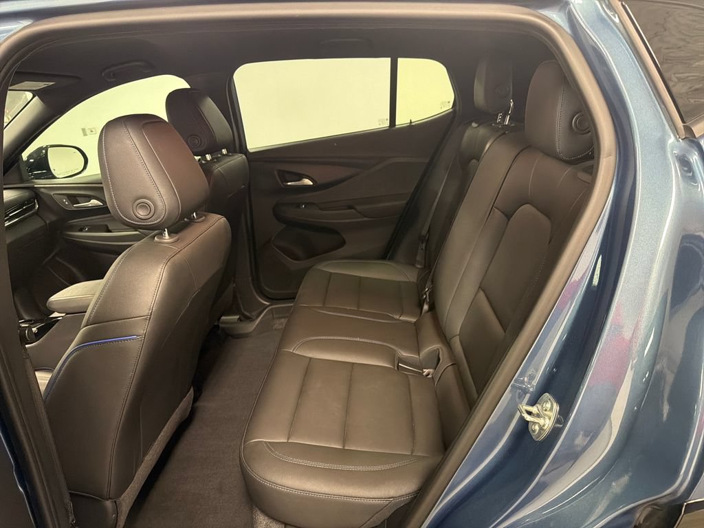 Used 2025 Buick Envista Sport Touring w/ Convenience I Package FWD image 27