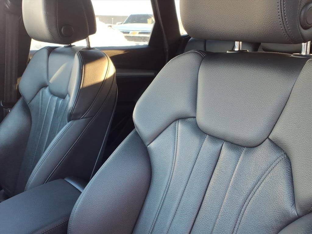 Used 2020 Audi Q5 2.0T Premium image 12