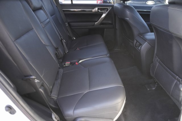 Used 2014 Lexus GX 460 image 16