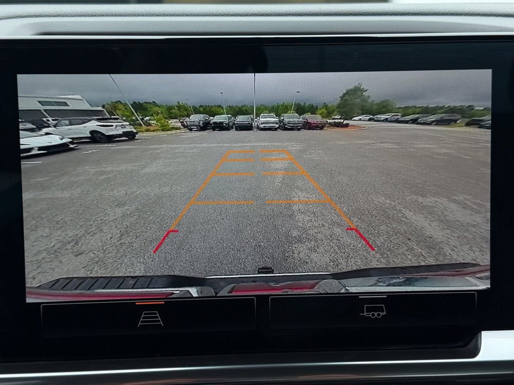 Used 2024 GMC Sierra 3500 SLE w/ SLE Convenience Package AWD/4WD image 21