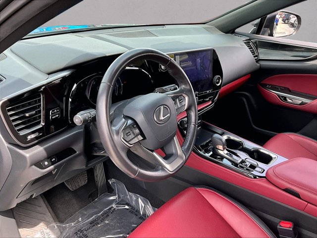 Used 2025 Lexus NX 250 FWD w/ Towing Package (2000 Lbs) image 14