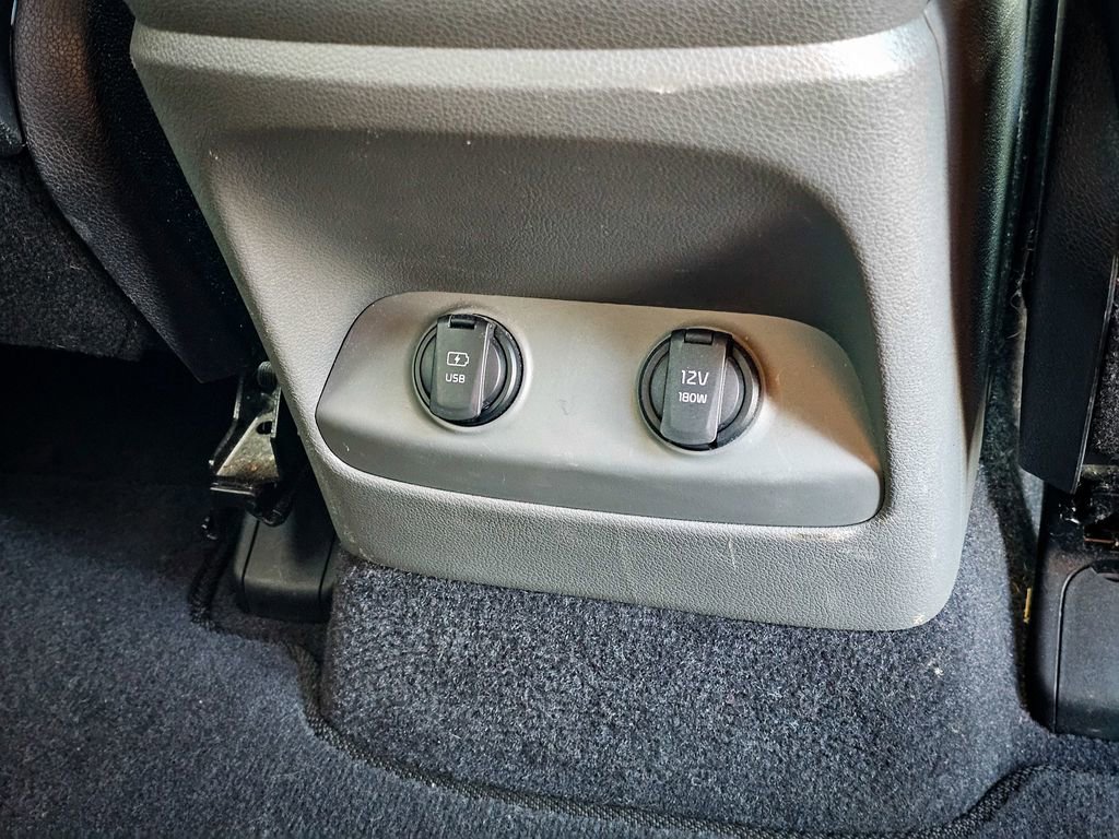 Used 2016 Kia Sorento EX image 37