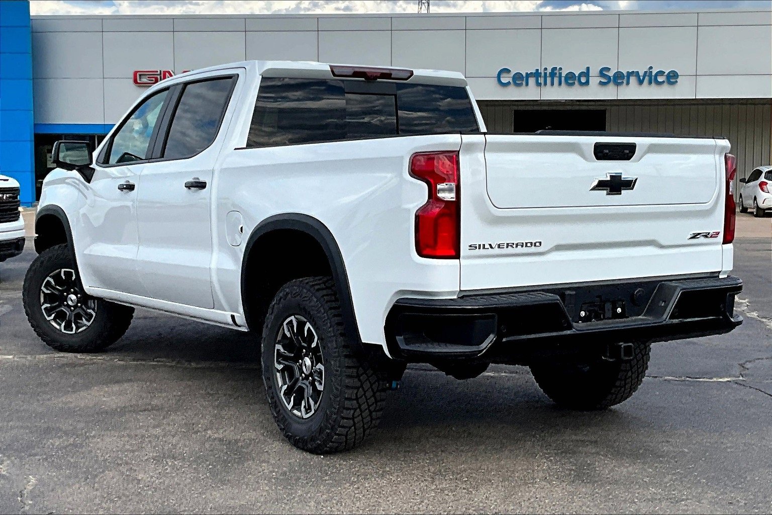 New 2026 Chevrolet Silverado 1500 ZR2 image 3