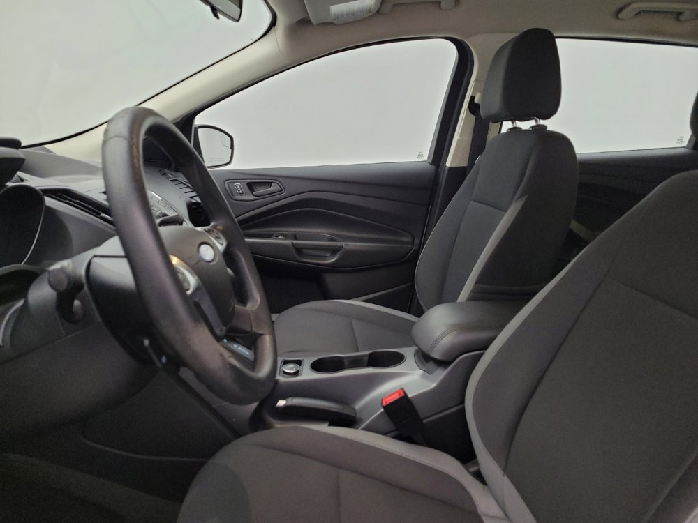 Used 2016 Ford Escape S FWD image 17