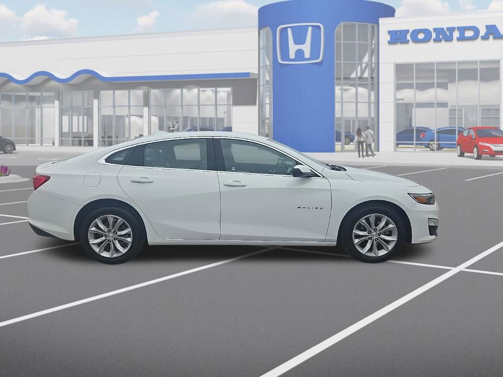 Used 2025 Chevrolet Malibu LT image 10