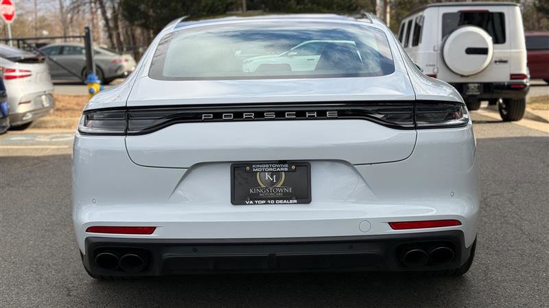 Used 2023 Porsche Panamera 4 Platinum Edition w/ Assistance Package image 4