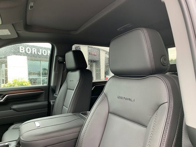 New 2026 GMC Sierra 2500 Denali w/ Technology Package AWD/4WD image 17