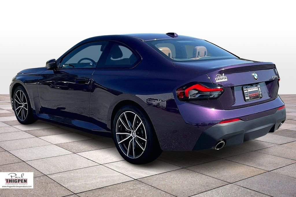 Used 2024 BMW 230i Coupe w/ Premium Package image 2