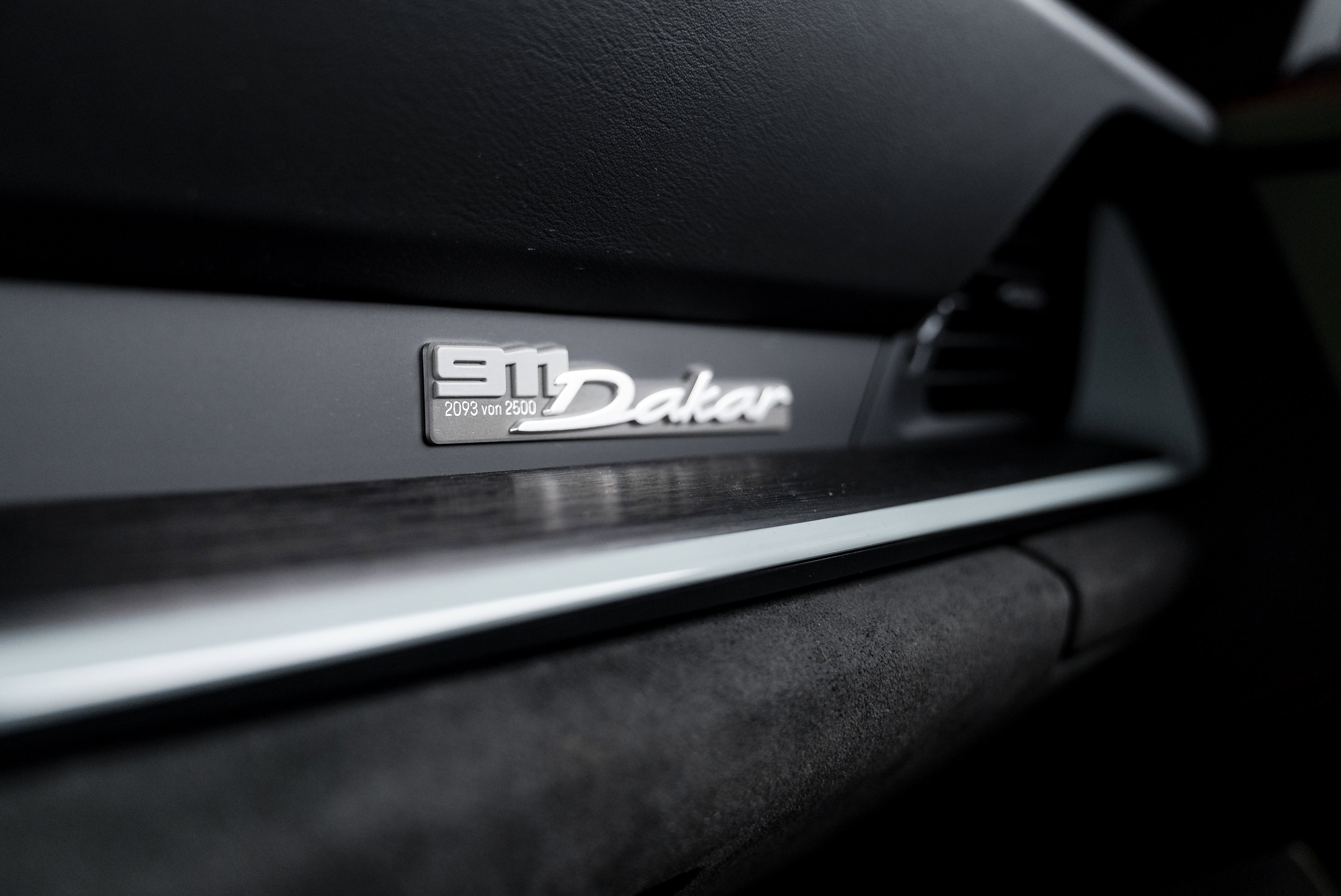 Used 2024 Porsche 911 Dakar AWD/4WD image 42