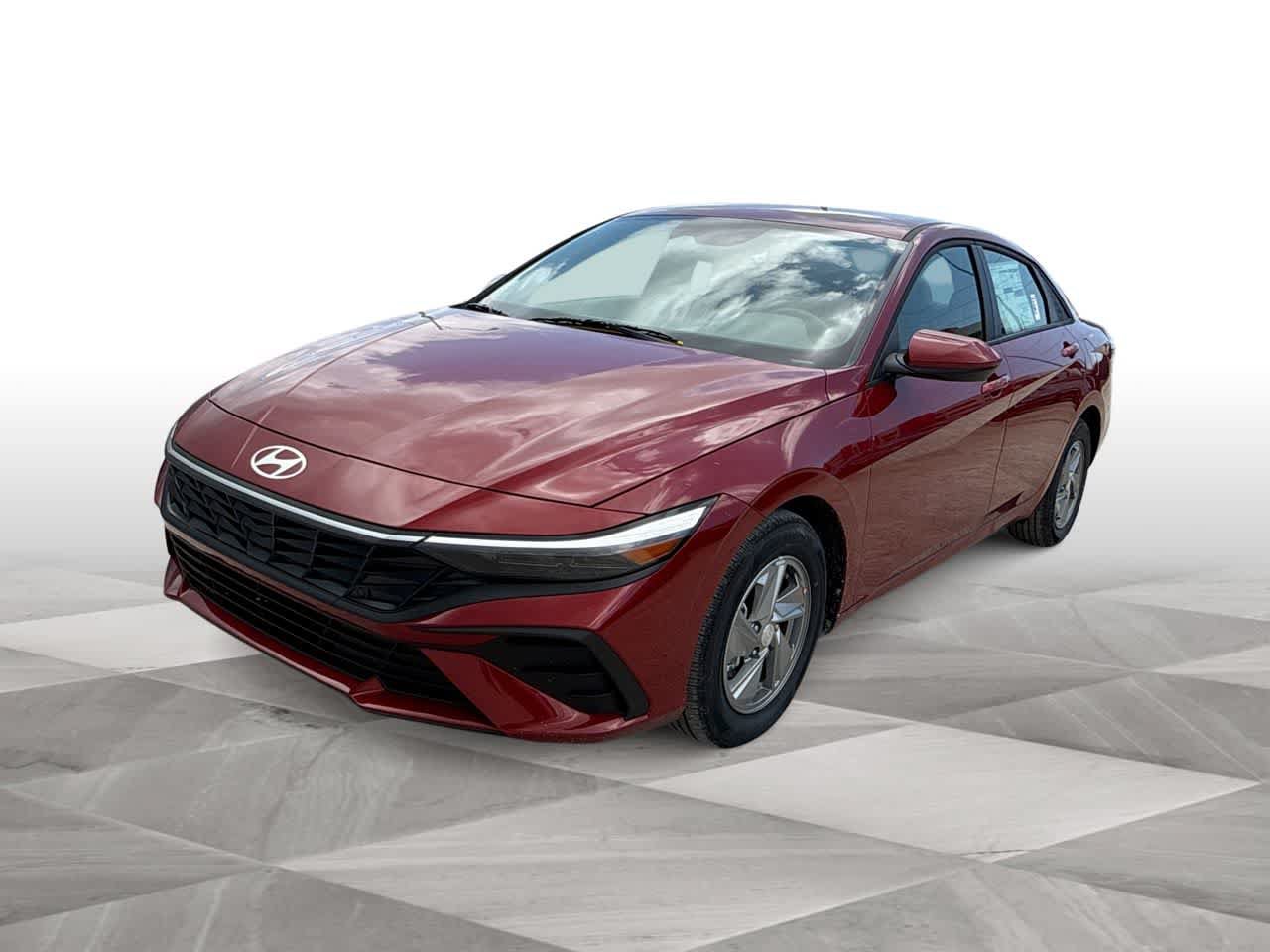 Used 2025 Hyundai Elantra SE FWD image 4
