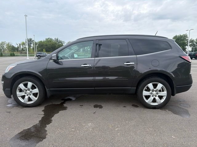 Used 2016 Chevrolet Traverse LT w/ Style and Technology Package FWD image 15