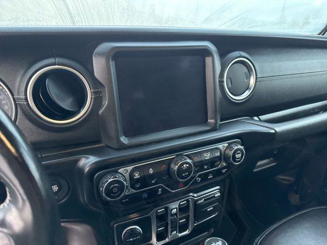 Used 2021 Jeep Wrangler Unlimited Sahara w/ Dual Top Group image 21