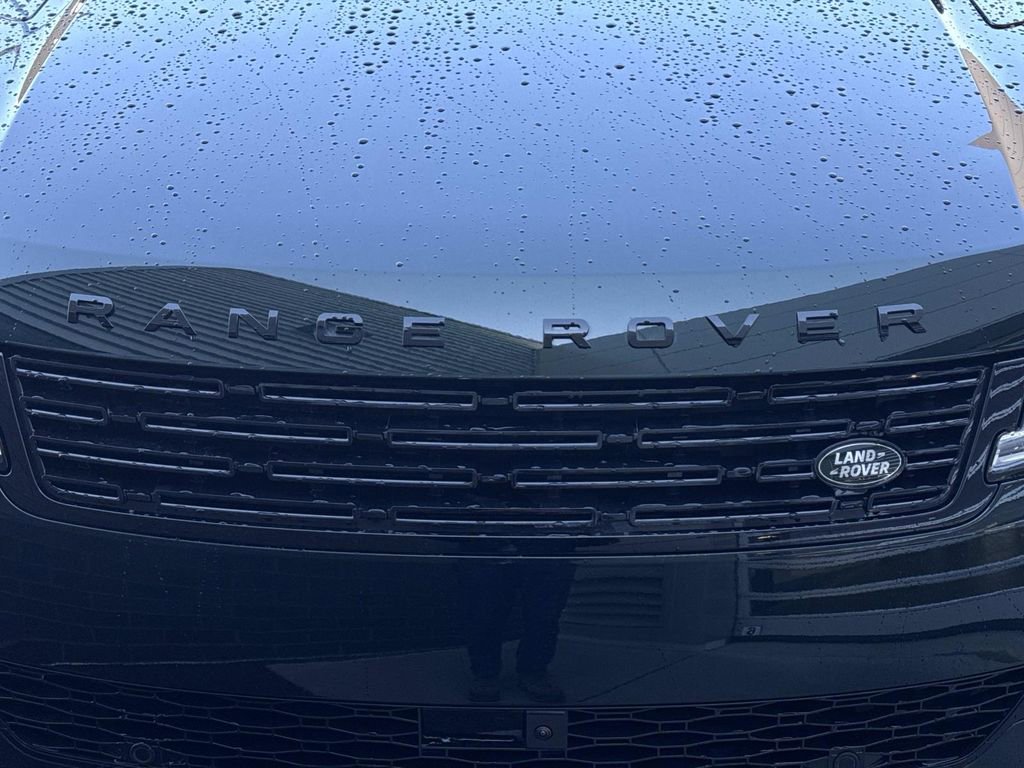 New 2026 Land Rover Range Rover Sport Dynamic SE image 11