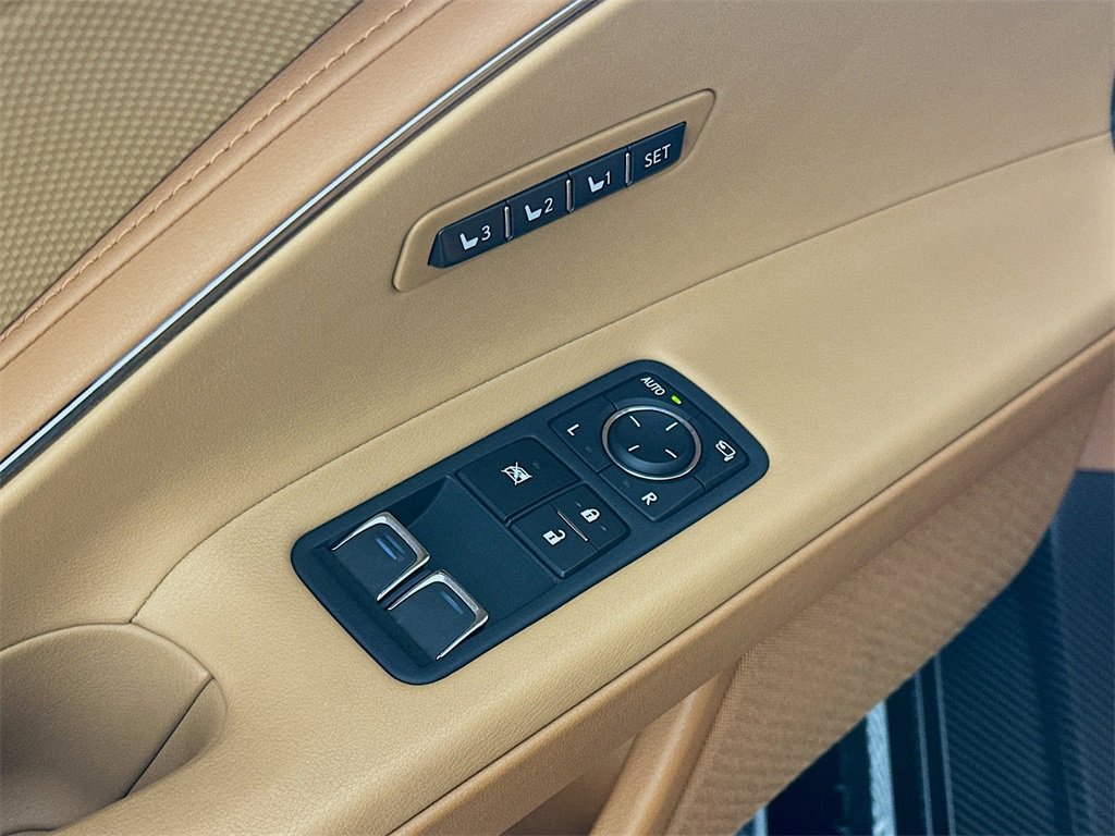 Used 2021 Lexus LC 500 Convertible w/ Touring Package image 20