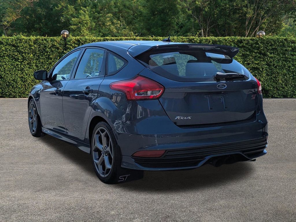 Used 2018 Ford Focus ST image 6