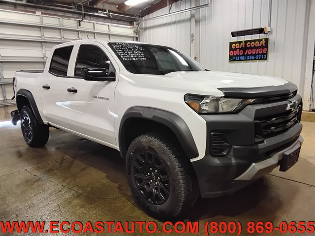Used 2024 Chevrolet Colorado Trail Boss w/ Advanced Trailering Package AWD/4WD image 1