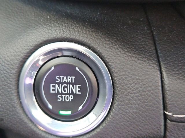 Used 2023 Buick Envision Avenir AWD/4WD image 28