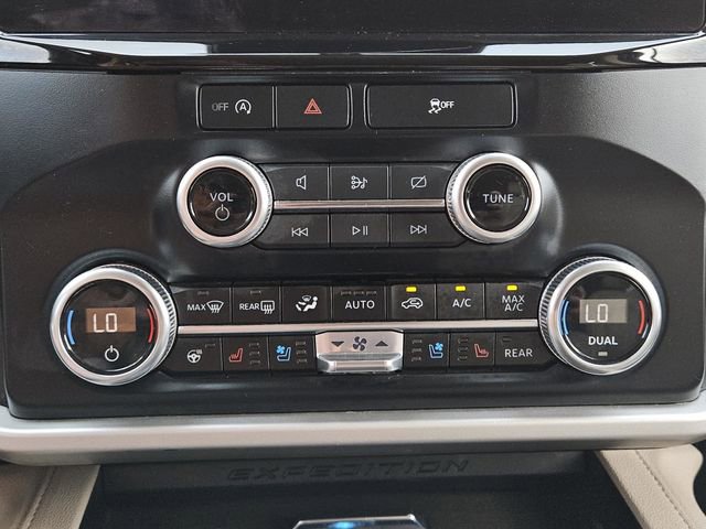 Used 2024 Ford Expedition Max Limited RWD image 18