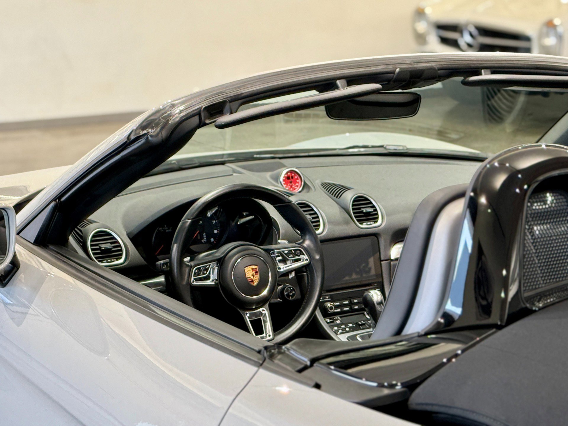 Used 2022 Porsche 718 Boxster GTS RWD image 34