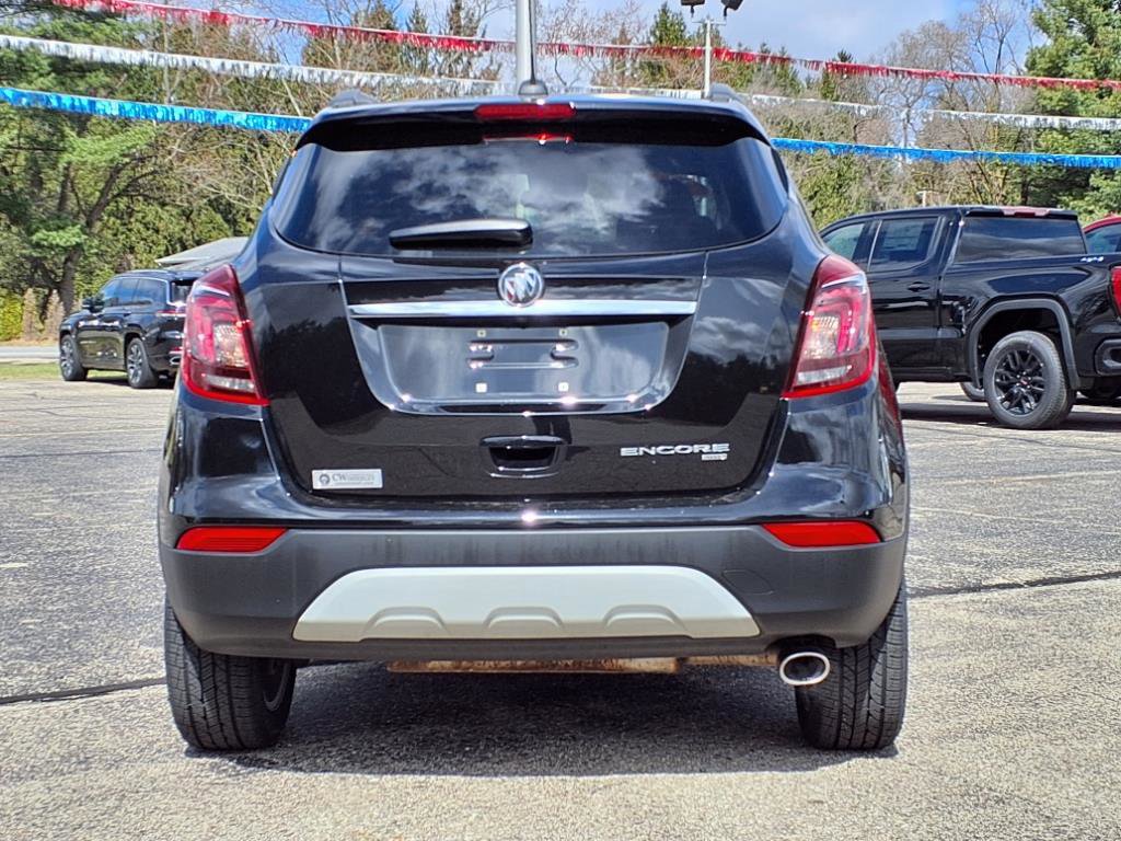 Used 2022 Buick Encore Preferred w/ Safety Package image 13