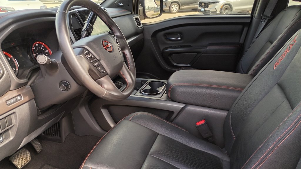 Used 2023 Nissan Titan PRO-4X w/ Pro-4x Convenience Package AWD/4WD image 21