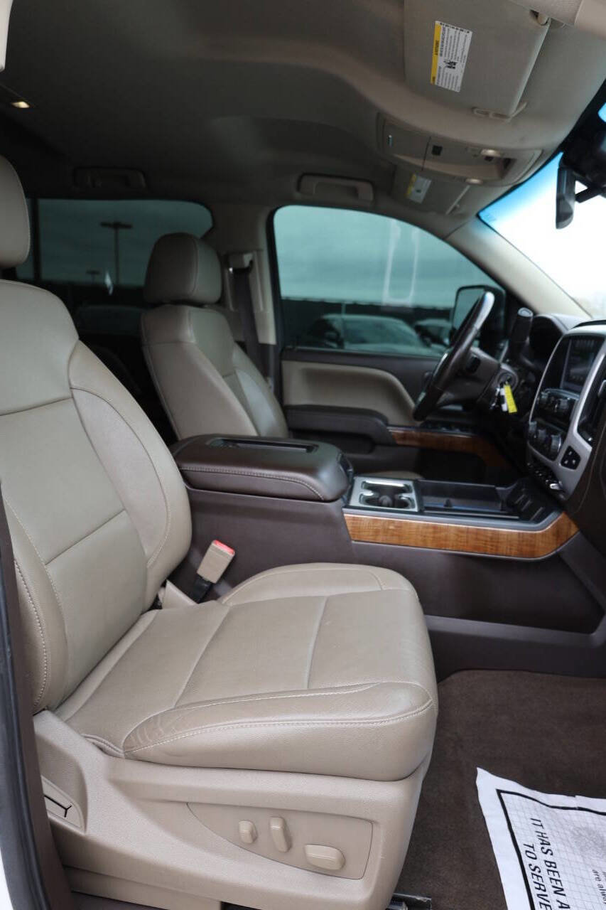 Used 2018 GMC Sierra 1500 SLT image 15