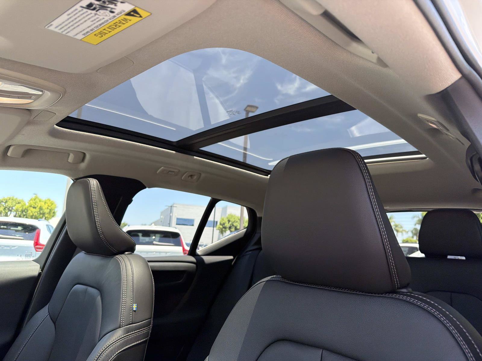 New 2026 Volvo XC40 B5 Ultra w/ Climate Package AWD/4WD image 24