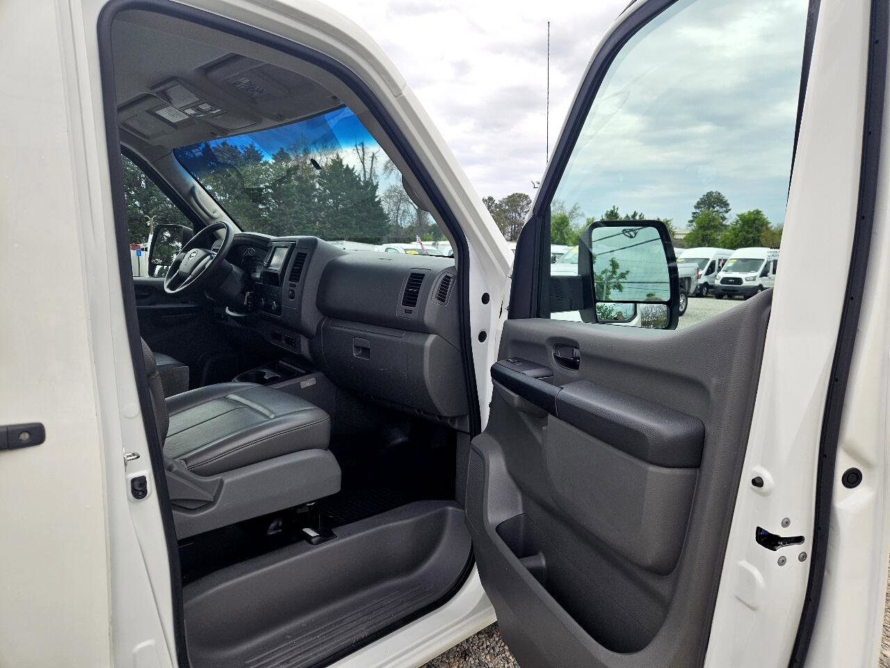 Used 2019 Nissan NV 1500 S image 25