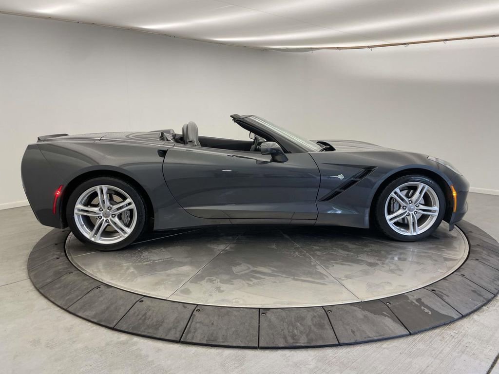 Used 2017 Chevrolet Corvette Stingray Convertible w/ 1LT RWD image 6