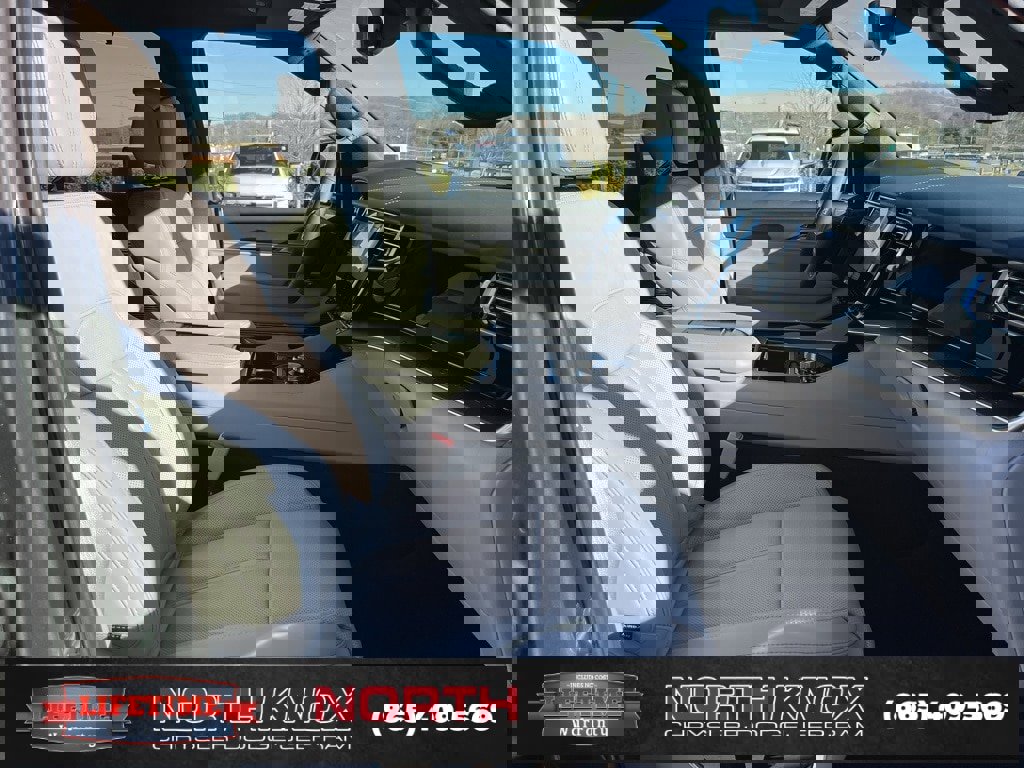 New 2026 Jeep Grand Wagoneer Summit image 30