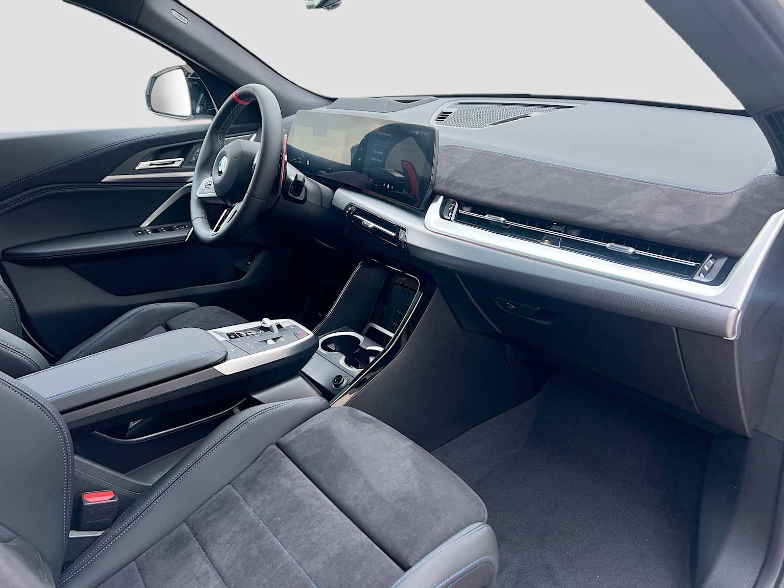 New 2026 BMW X2 M35i w/ Technology Package AWD/4WD image 29