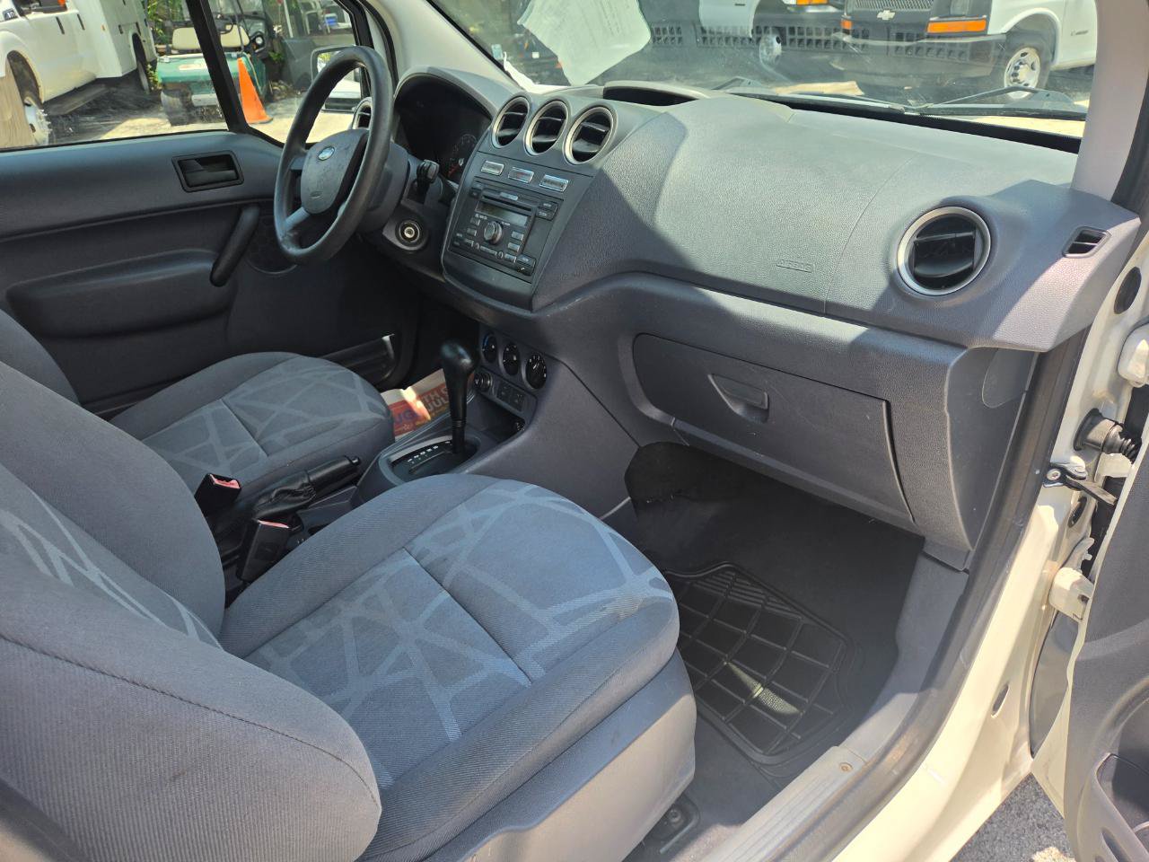 Used 2011 Ford Transit Connect XLT FWD image 14