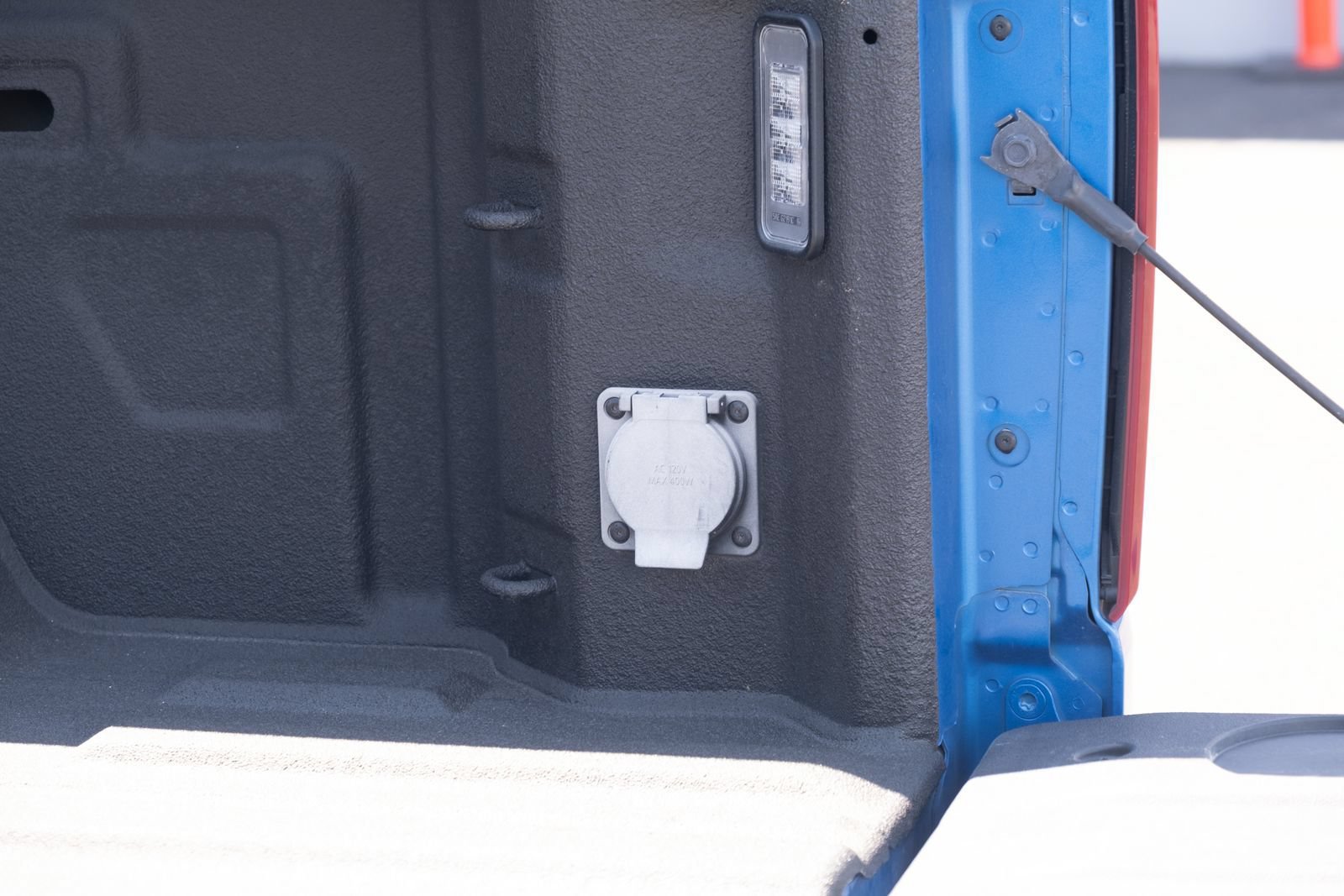 Used 2022 Chevrolet Silverado 1500 LTZ AWD/4WD image 27