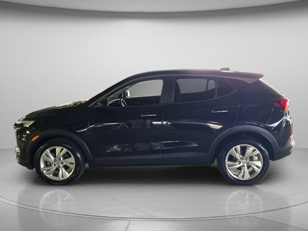 Used 2025 Buick Encore GX Preferred w/ Comfort Package FWD image 3