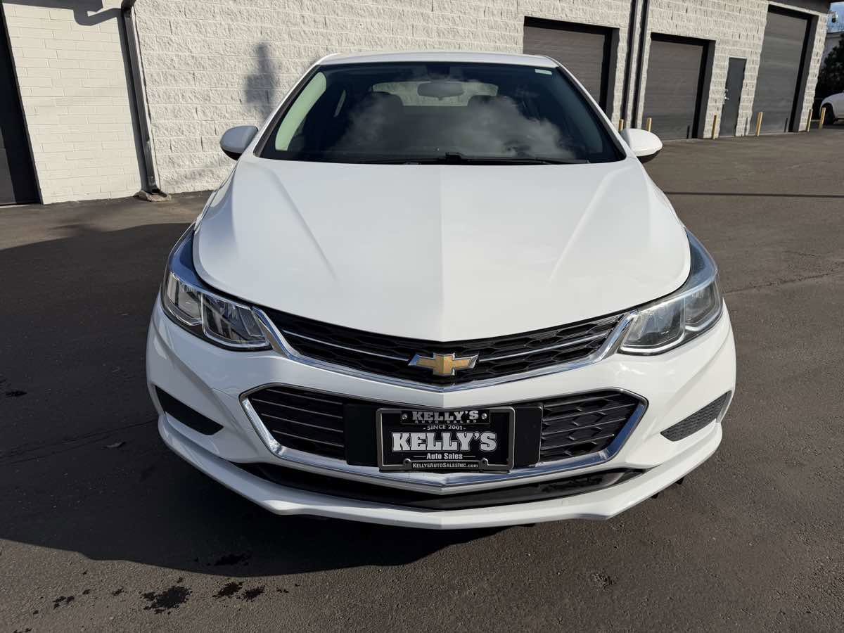 Used 2018 Chevrolet Cruze LS image 7