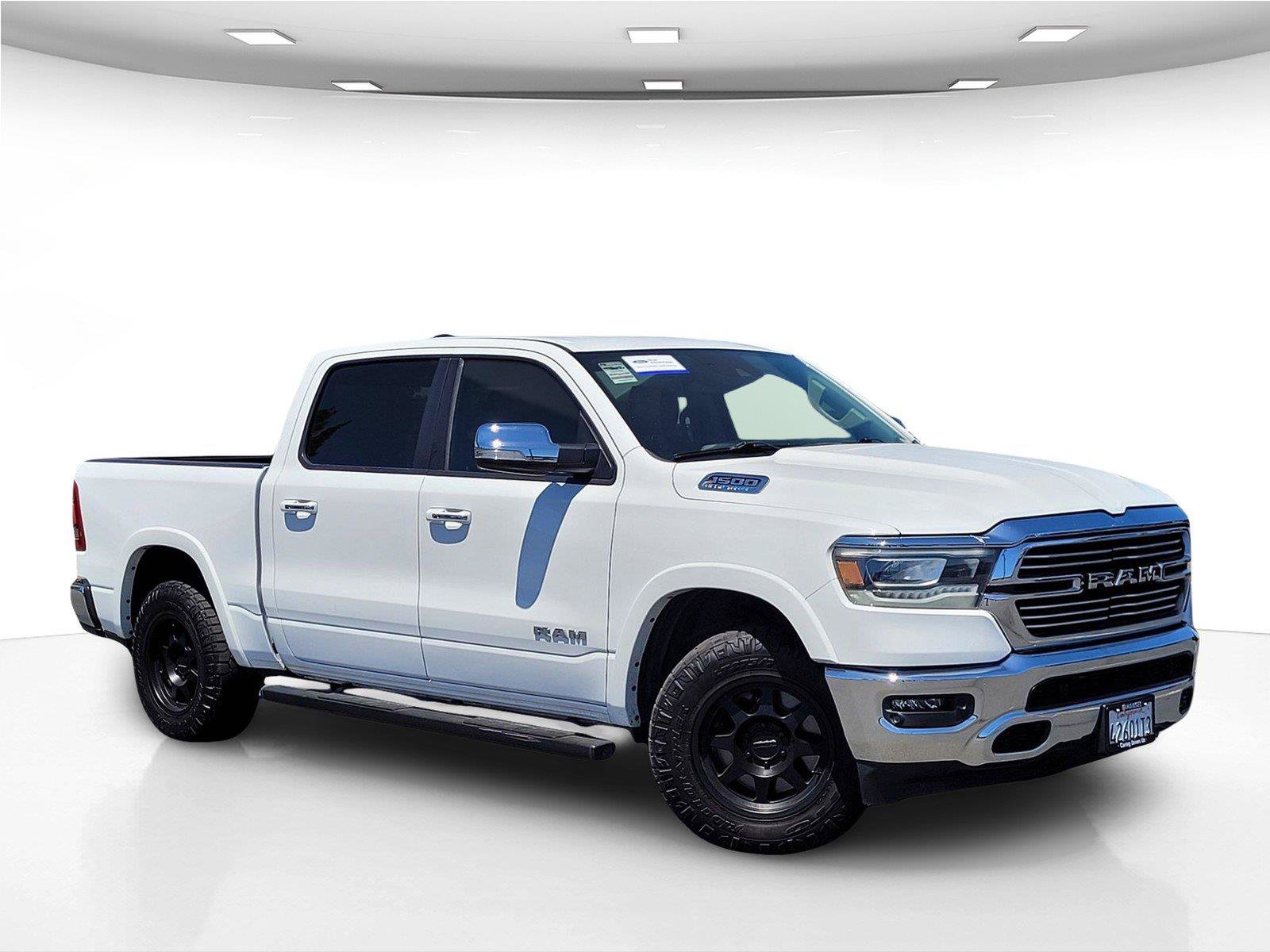 Used 2021 RAM 1500 Laramie AWD/4WD image 2