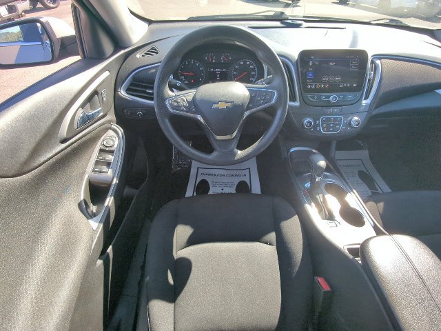 Used 2024 Chevrolet Malibu LT FWD image 7