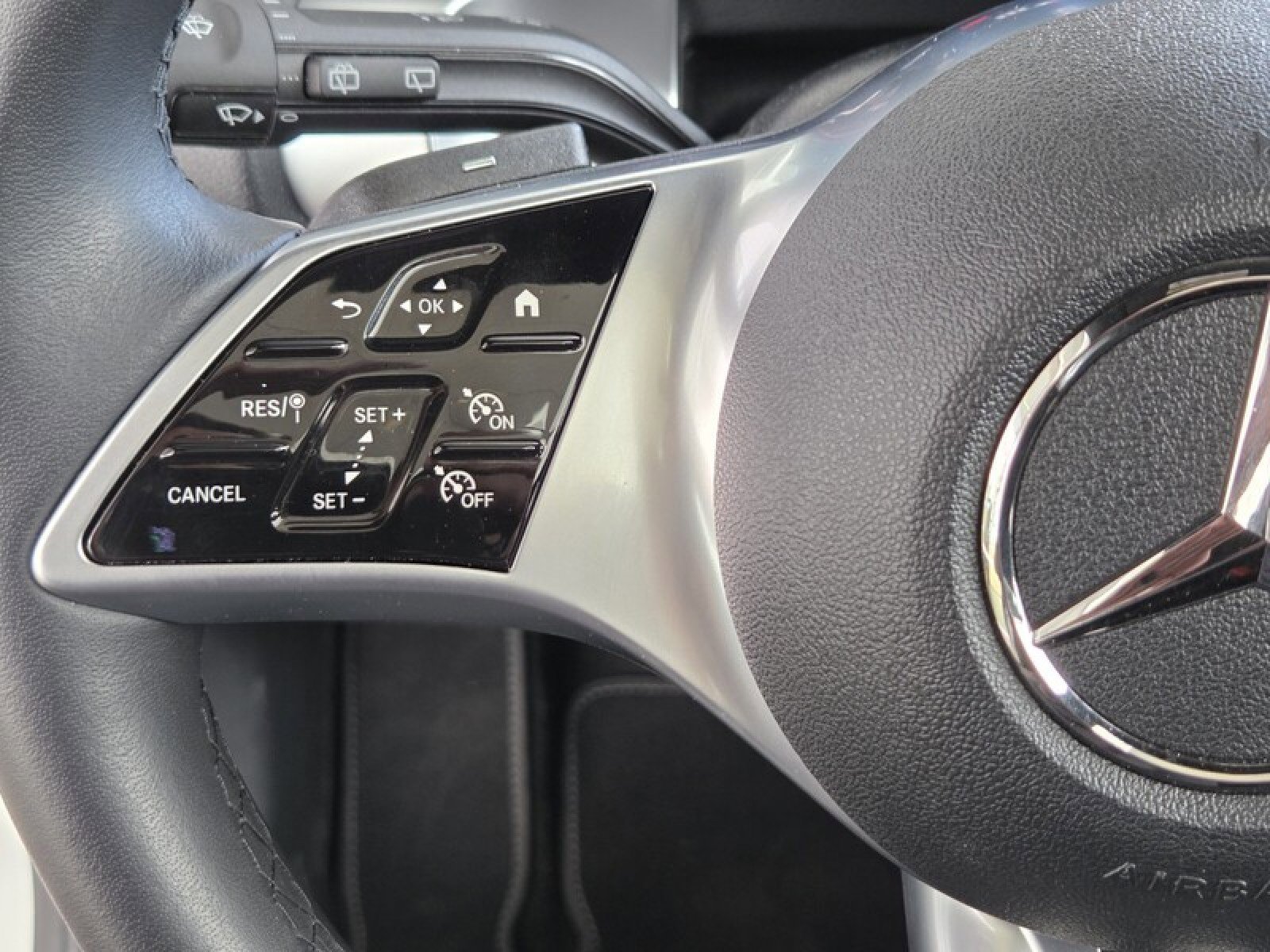Certified 2026 Mercedes-Benz GLB 250 image 25