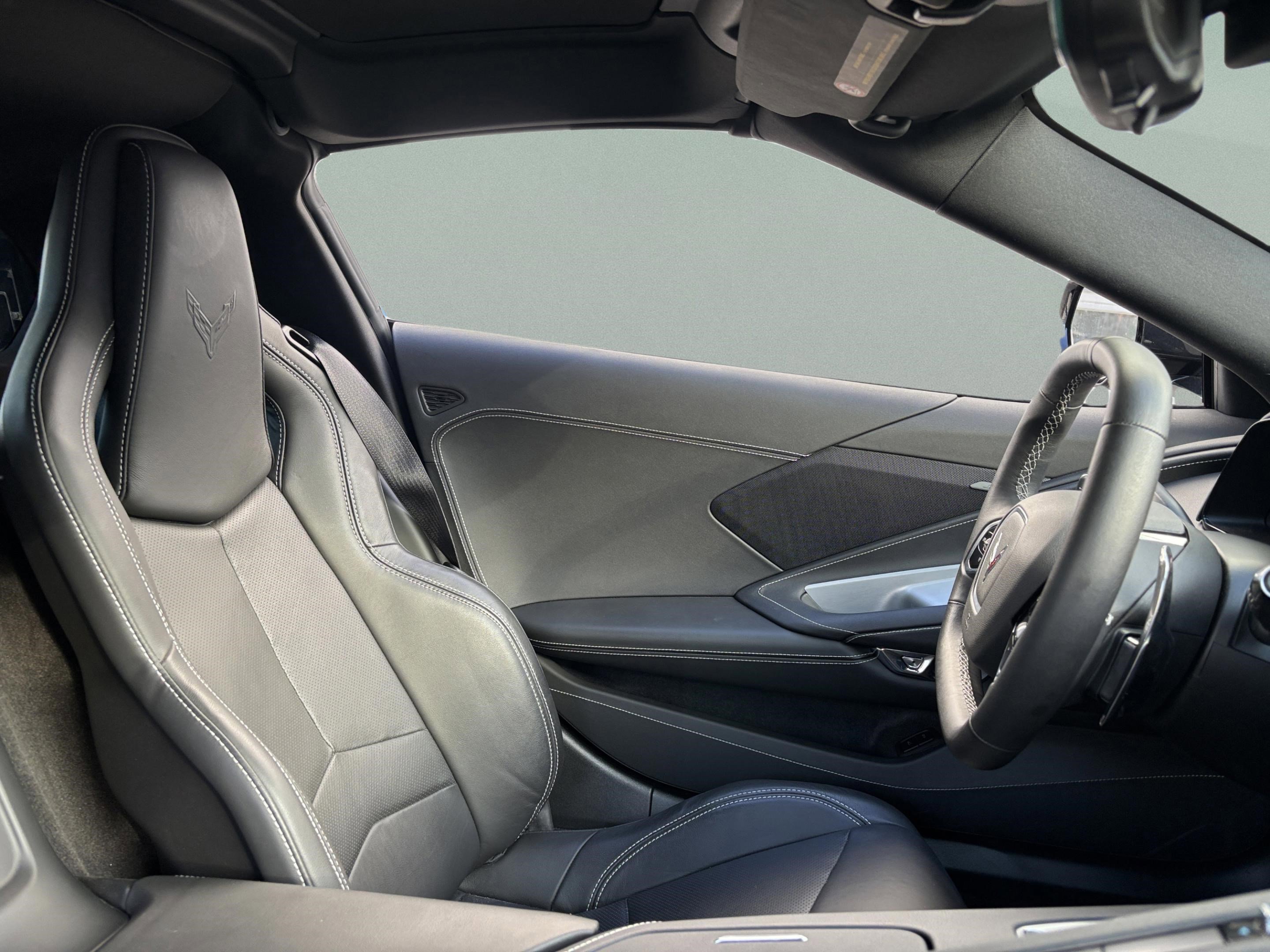 Used 2024 Chevrolet Corvette Stingray Coupe w/ Z51 Performance Package image 23