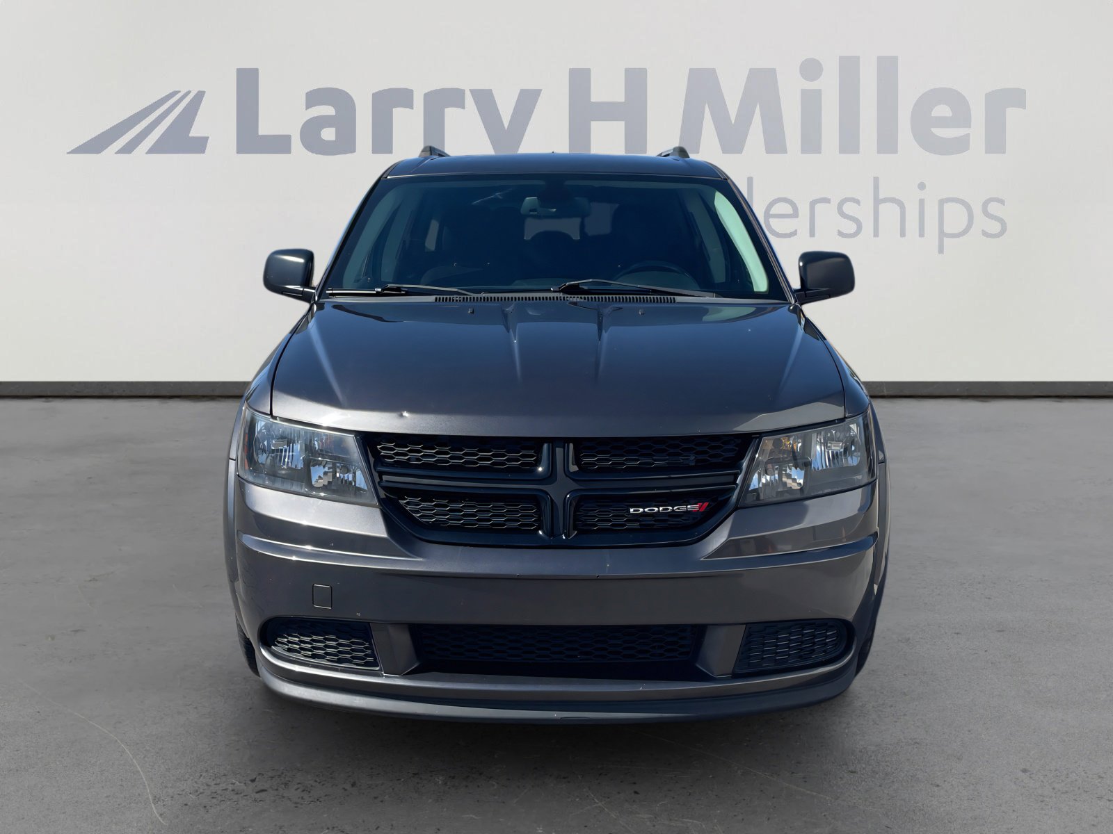 Used 2018 Dodge Journey SE w/ Connectivity Group FWD image 8