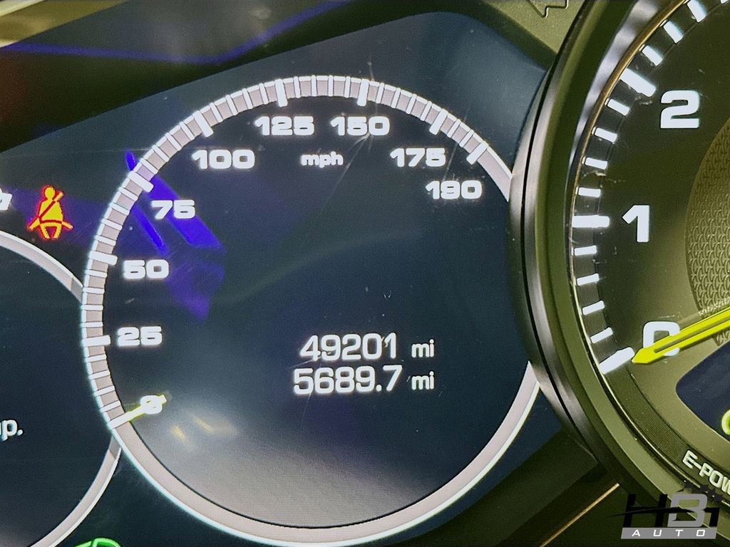 Used 2018 Porsche Panamera 4 image 11