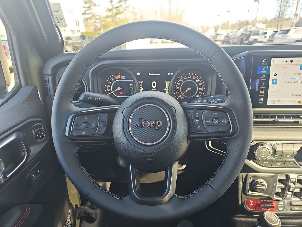 New 2026 Jeep Wrangler Unlimited Rubicon w/ Safety Group image 20