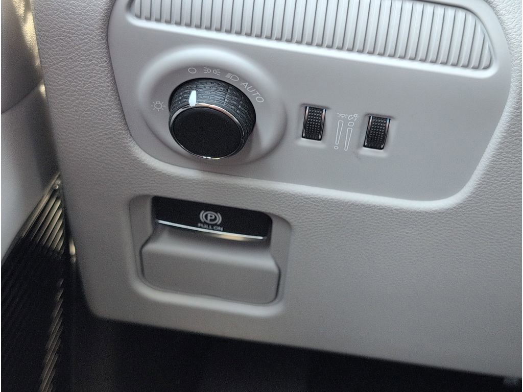 New 2026 Jeep Grand Wagoneer Limited image 28