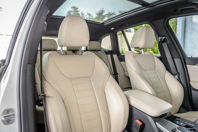 Used 2018 BMW X3 M40i w/ Parking Assistance Package AWD/4WD image 38