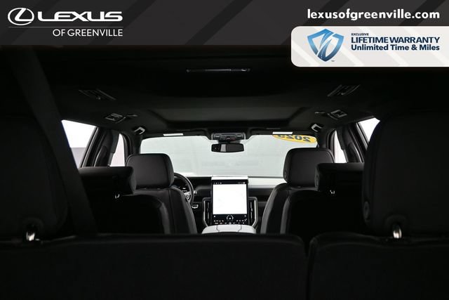 Used 2025 GMC Yukon XL Denali AWD/4WD image 27