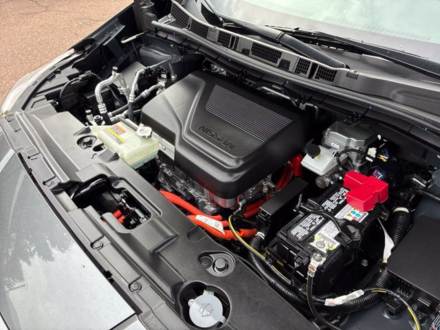 Certified 2025 Nissan Leaf SV Plus FWD image 12