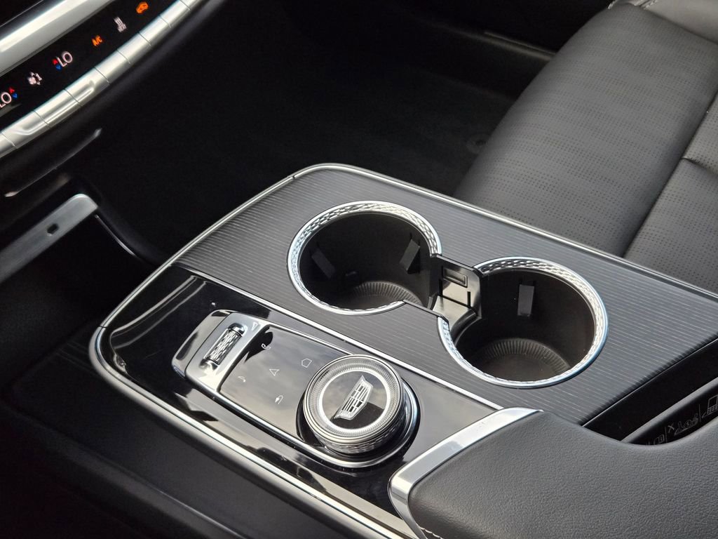 Certified 2024 Cadillac Lyriq Luxury image 23